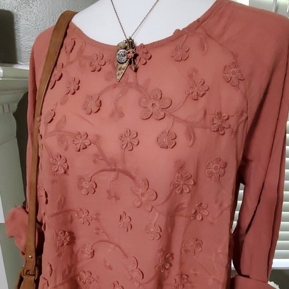 *ONLY 2 LEFT* Umgee Dusty Mauve Baby doll Top - Picture 2 of 6